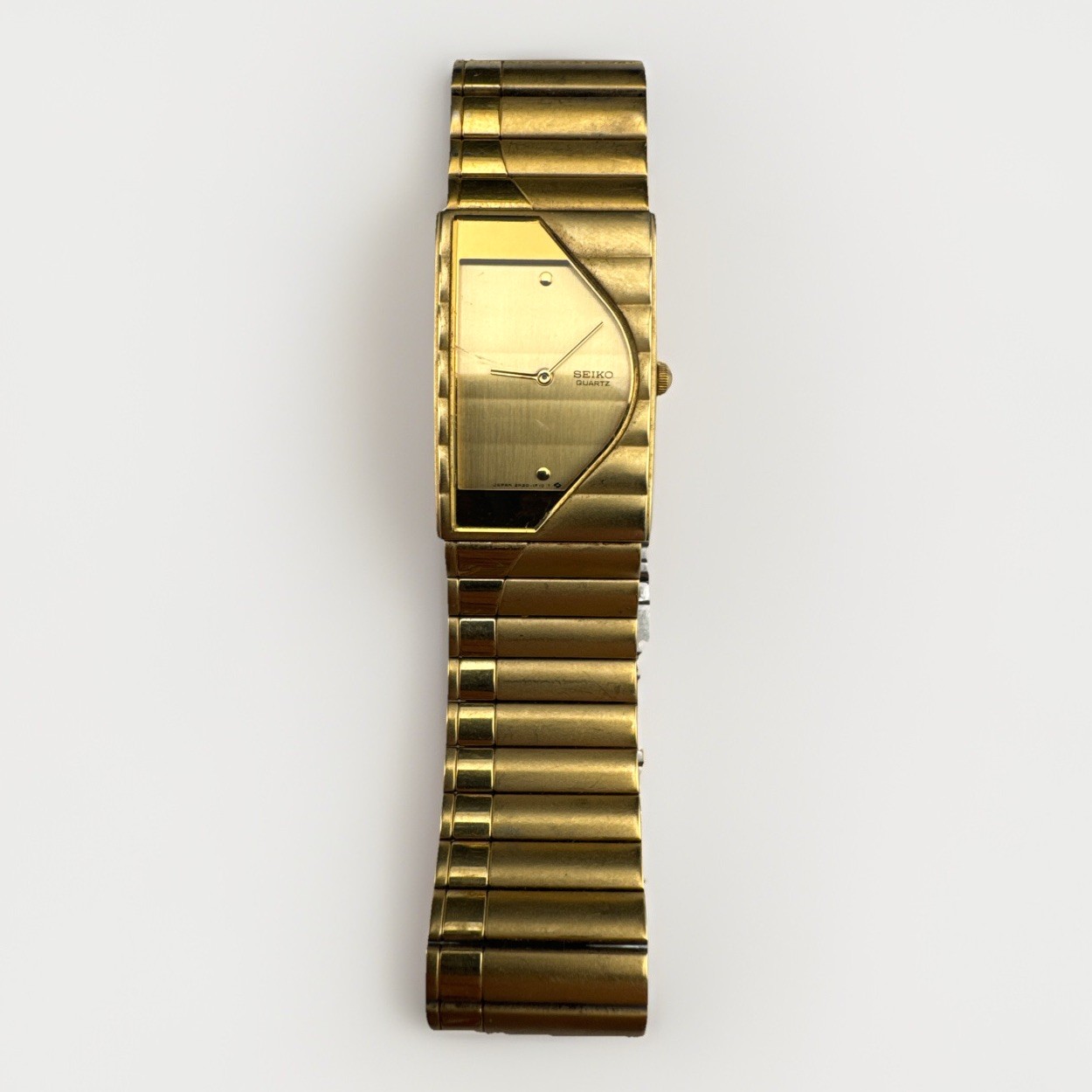 Vintage Ladies Seiko Piano Dial Gold Overlay Sz 7 3/4″ Wristwatch 47.1g