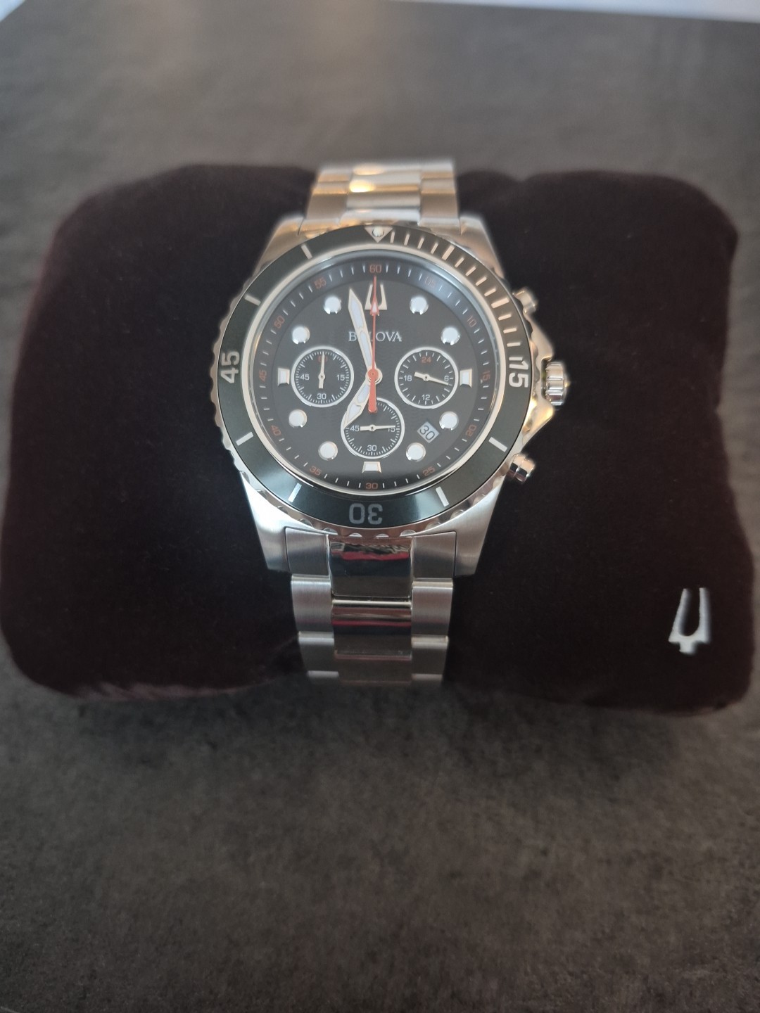 Bulova 98B326 Men’s Classic Sport 6-Hand Chronograph Quartz Watch- NEW