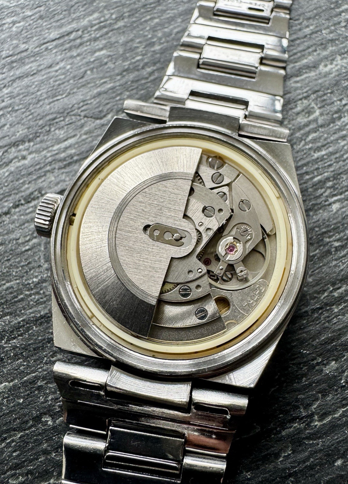VINTAGE TISSOT PR-516 AUTOMATIC MEN WRISTWATCH REF:44630-2X CIRCA:1972’s