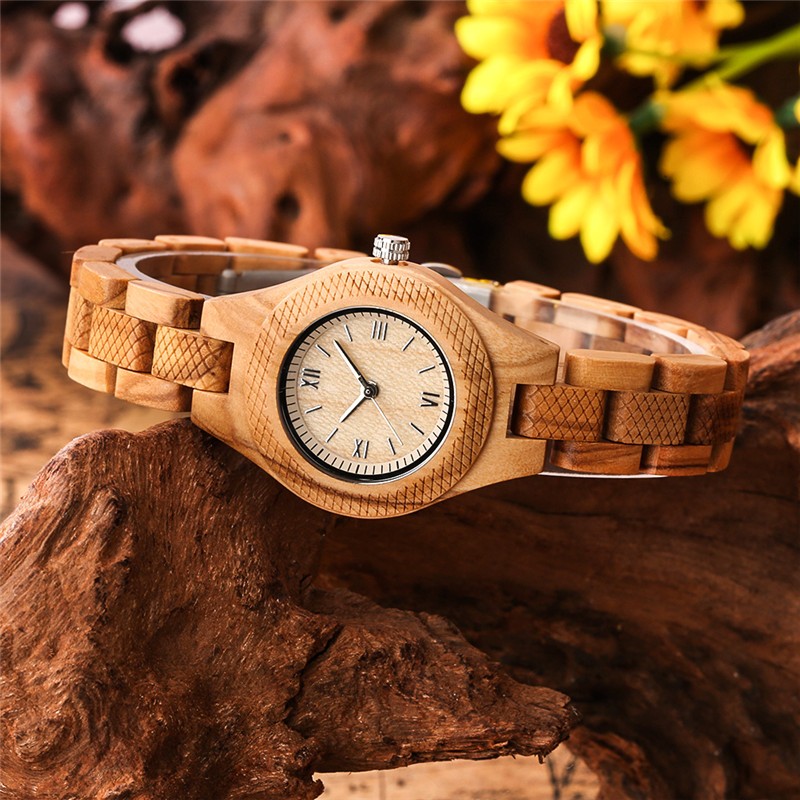 Women’s Natural Wooden Watch Quartz Analog Full Wood Band Novel Design Gift