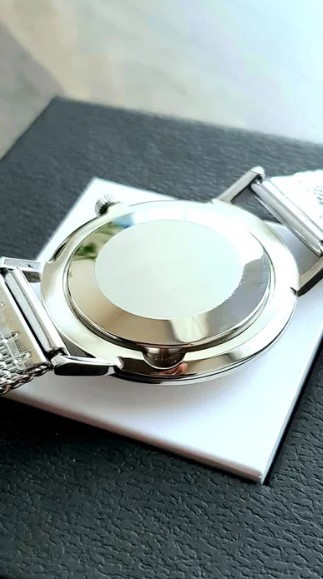 Vintage Luch USSR Mechanical Watch – Caliber 2209 SU, 23 Jewels, Serviced