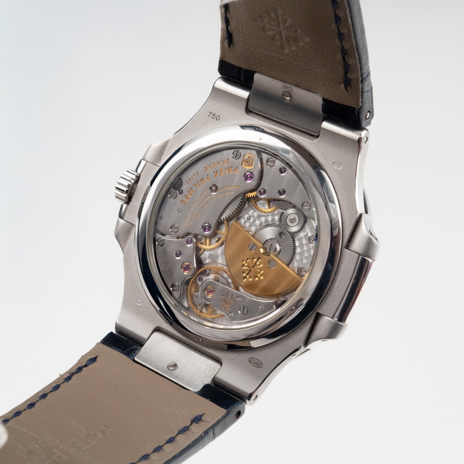 Patek Philippe Nautilus 5724G-001 White Gold Blue Diamond Dial Diamond Bezel