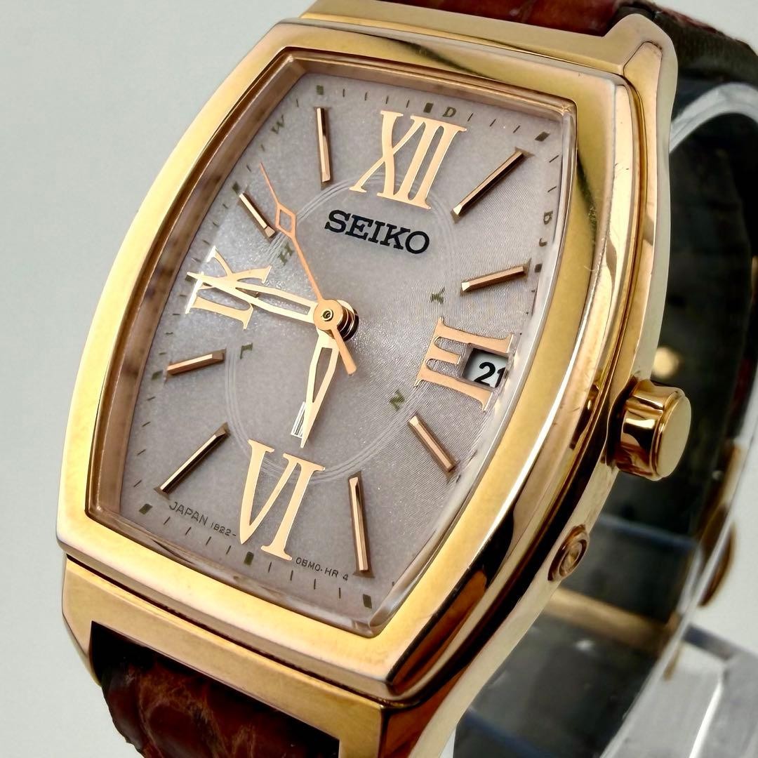 SEIKO Lukia 1B22-0AP0 Radio Solar Tonneau Watch Wrist 15.5cm Pink Gold Running