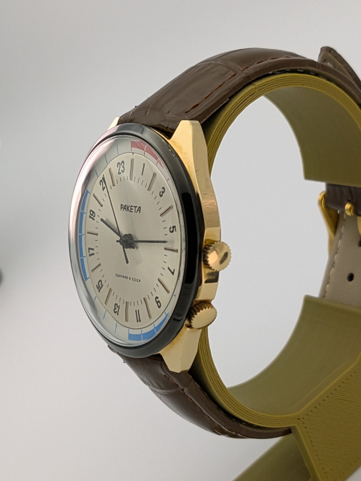 RARE Raketa 24 Hours USSR Soviet wristwatch Arctic Antarctica Polar Mechanical