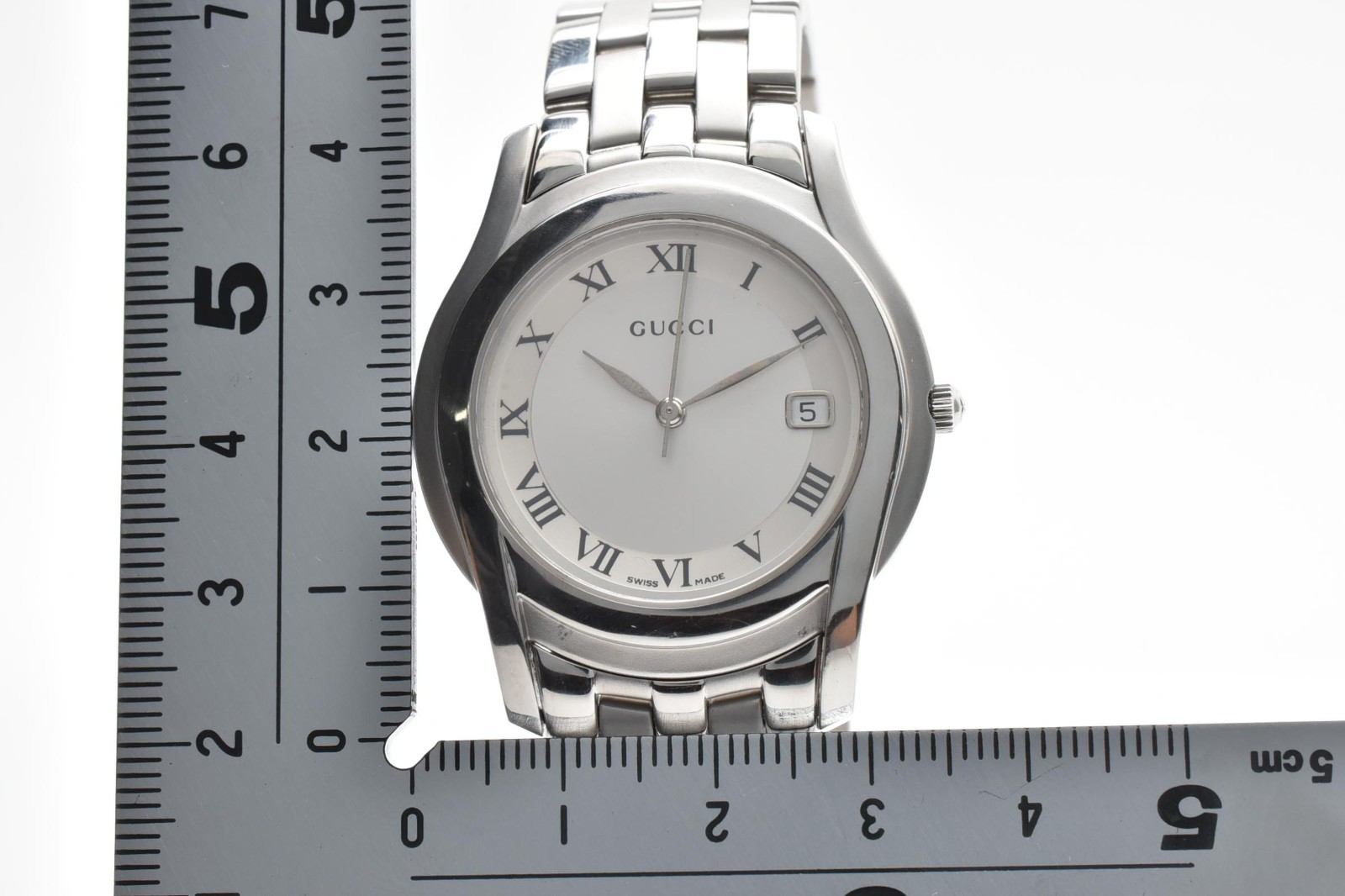 Vintage [Near MINT] GUCCI 5500M Quartz Silver Dial Date Men’s Japan New Battery