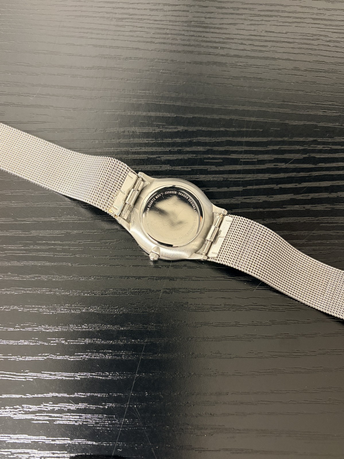 Skagen 233SSSB Stainless Steel Mesh Watch – New Battery – Great Condition
