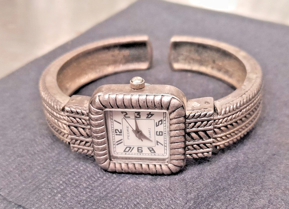 Pedre Women’s Watch Silver Tone Cuff Bracelet New Battery A1 Heidi Daus
