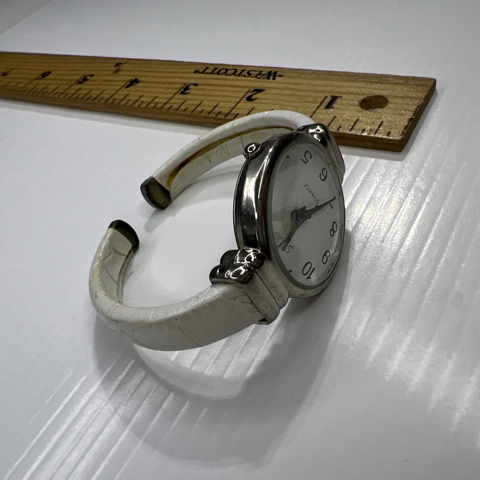 Studio Time STD923T 032 Silver White Leather Cuff Retro Watch Untested