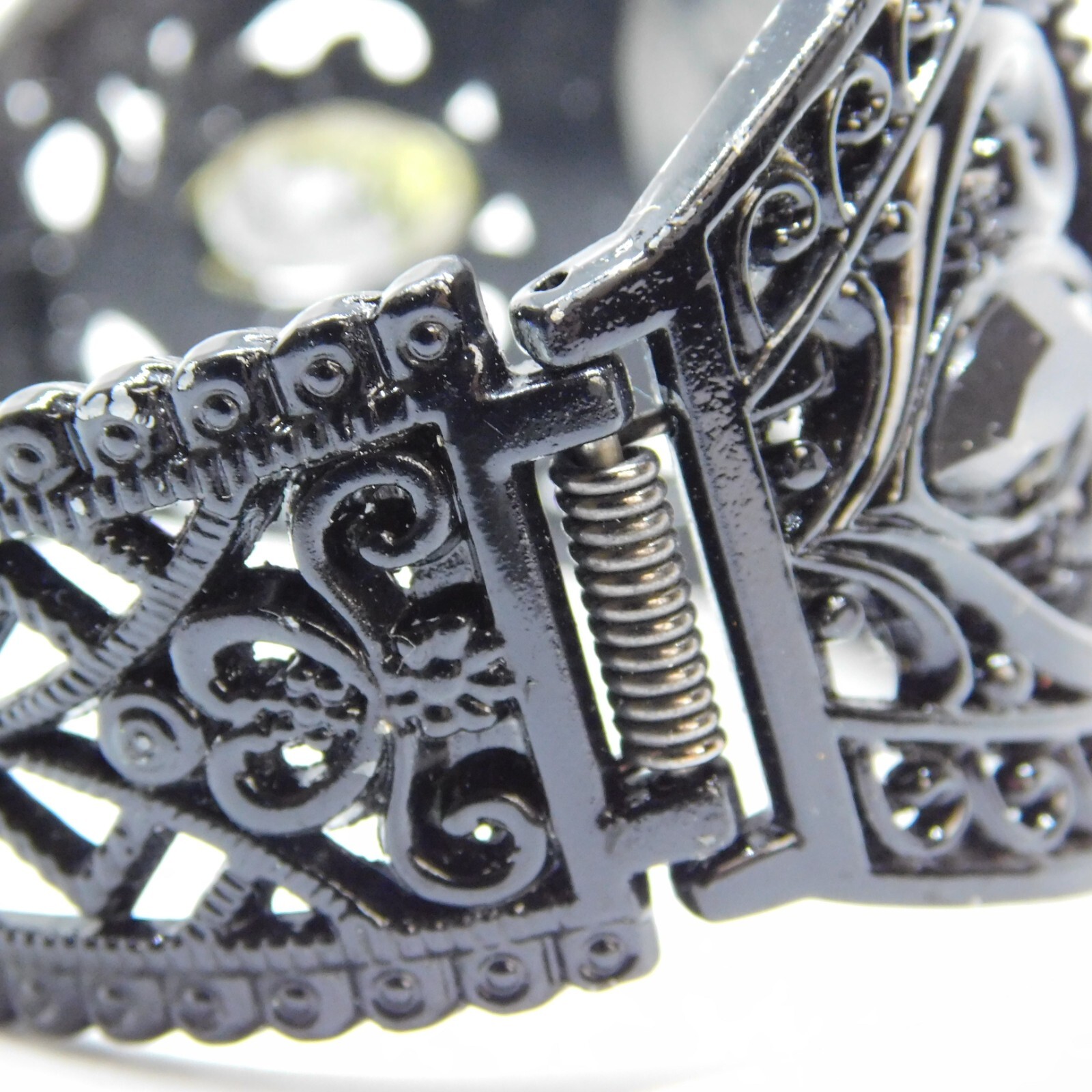 Sophie Filigree Black Tone Quartz Analog Women’s Watch Sz. 6 1/2″ New Battery