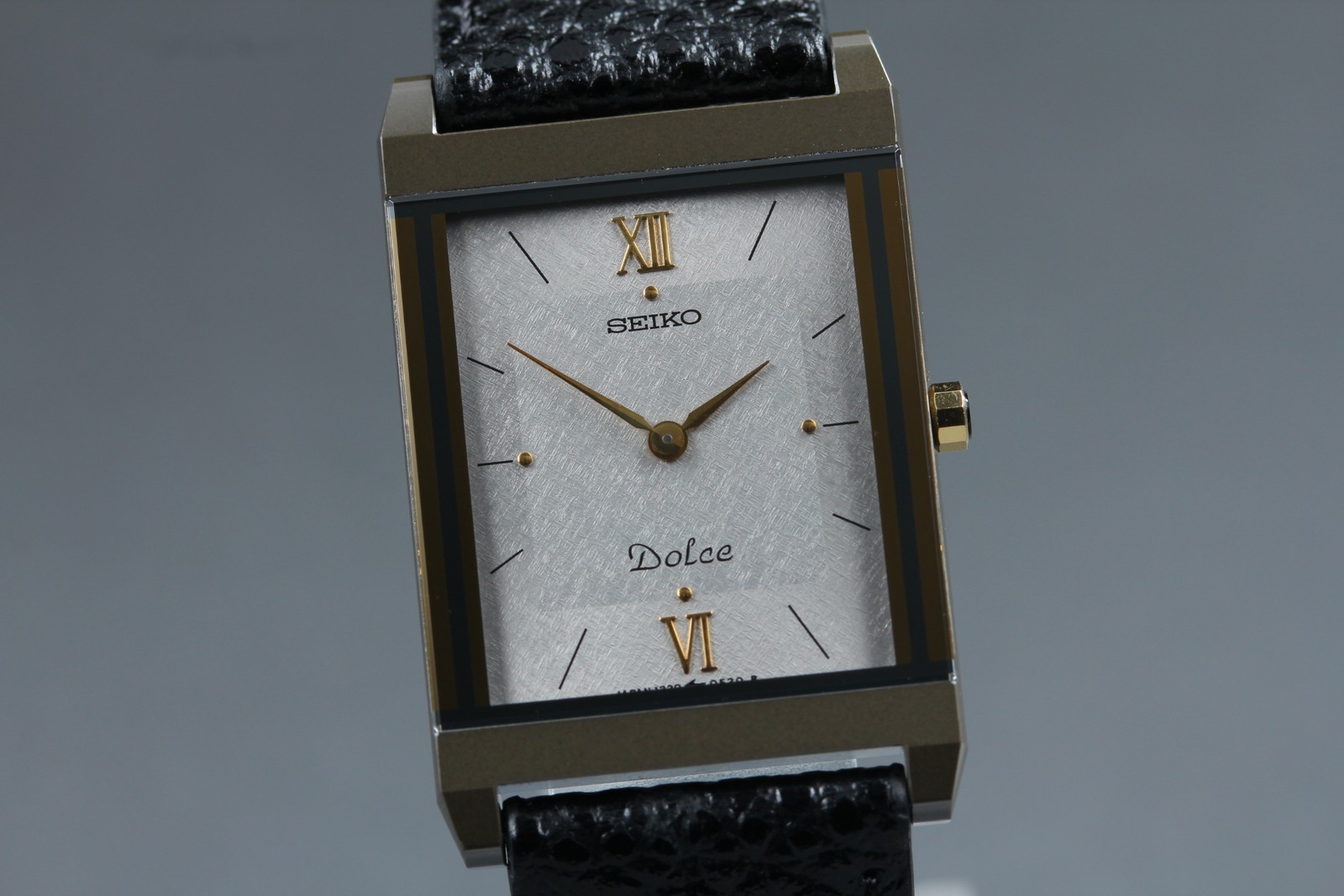 Vintage 1986 [N MINT] SEIKO CERAMICS DOLCE 1220-5300 Quartz Tank Men’s Watch