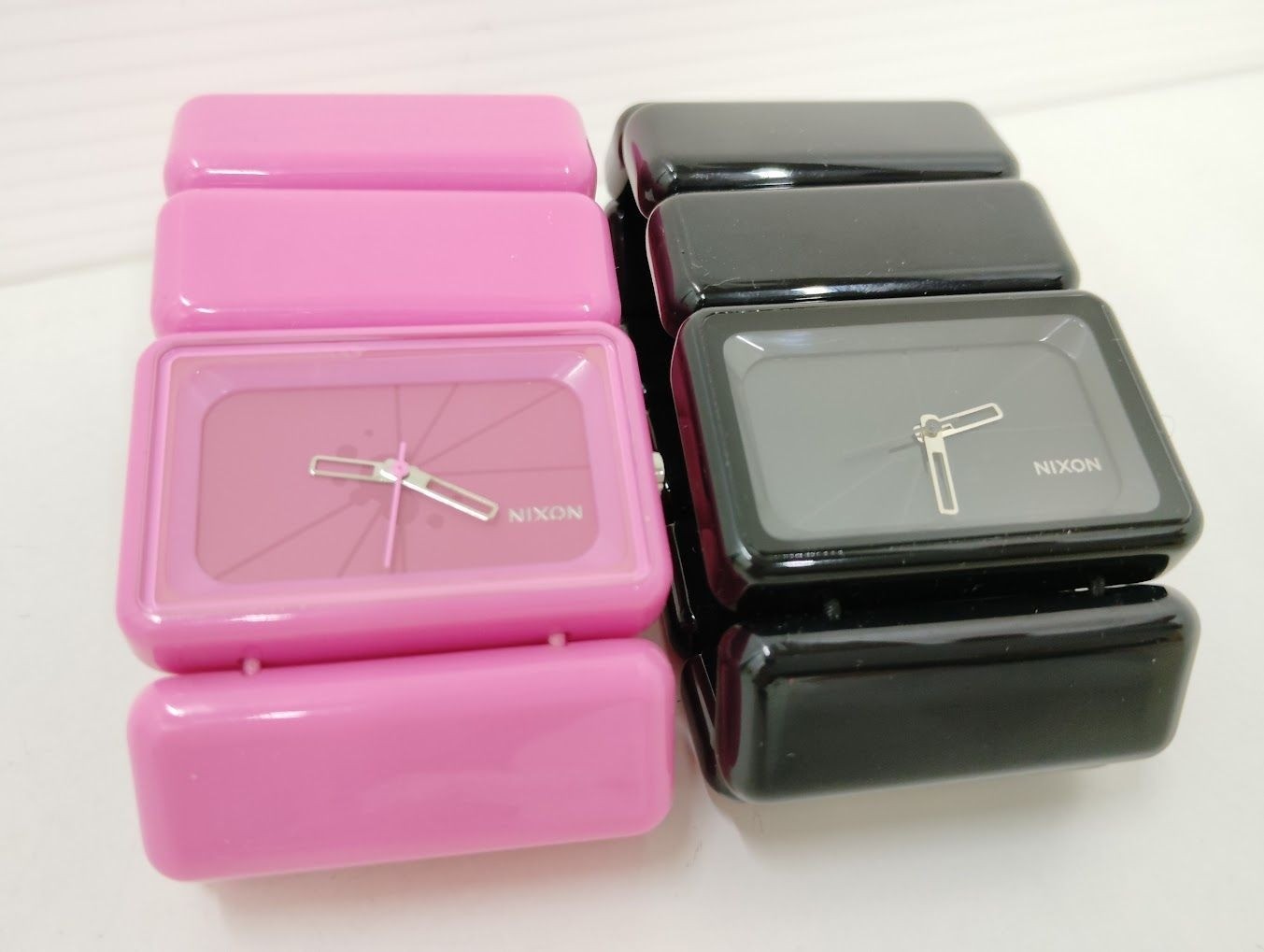 Nixon The Vega Pink Black Bangle Watch Set 2 Pieces Lot Japanese Style Watches