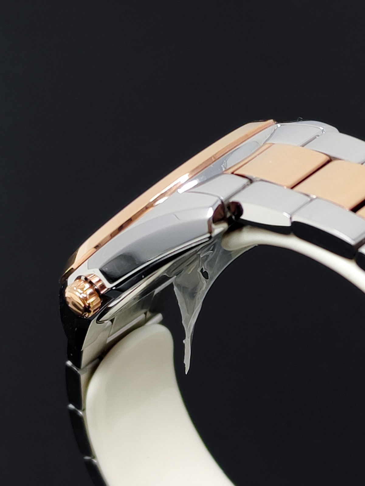 Bulova Surveyor (98P207) Diamond MOP Dial 31mm Stainless Steel Ladies’ Watch