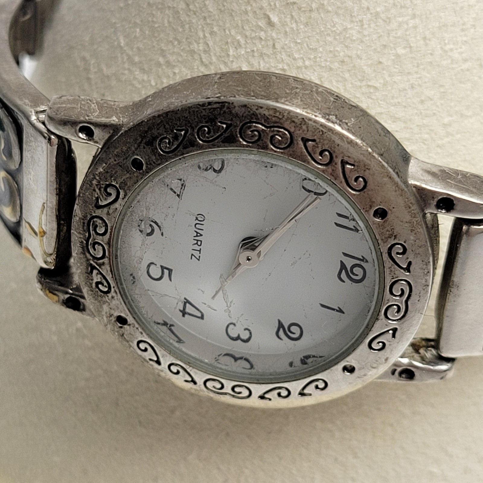 Women’s Southwest Themed Turquoise Color Stone Silver Toned Watch Band Accutime