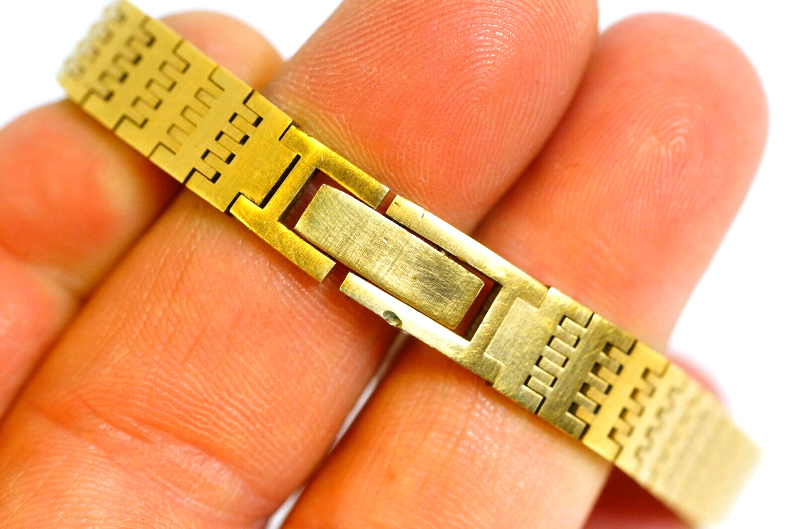 Belair Vintage Women’s Watch Swiss FHF 69-2 Mechanical Wind Gold Tone Wristwatch