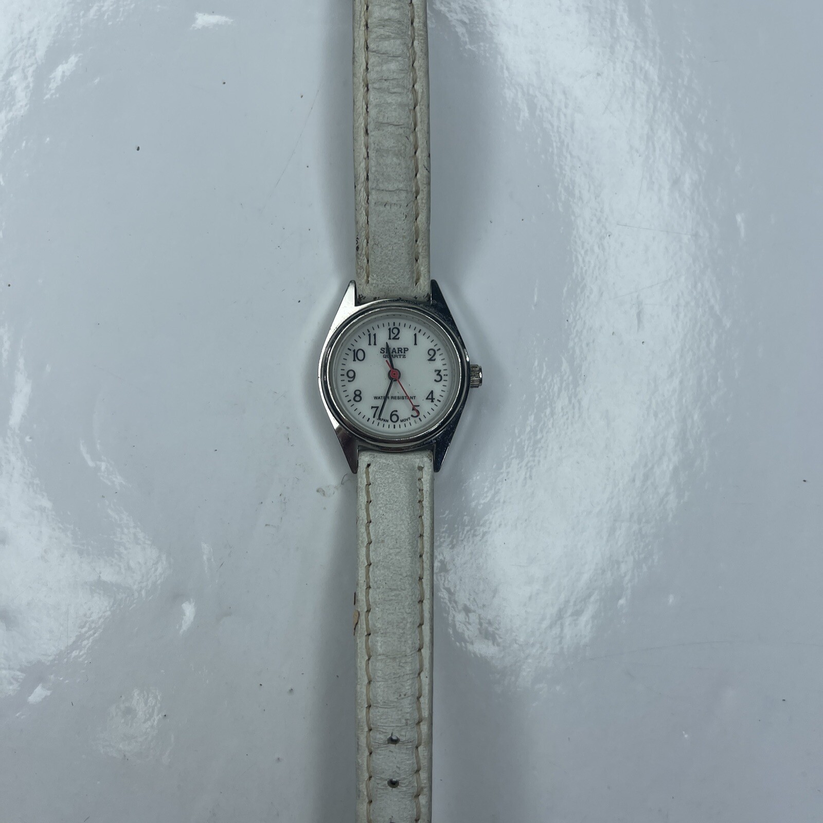 A Sharp 373608 Japan 13 WR Japan Silver White Leather Stainless Untested