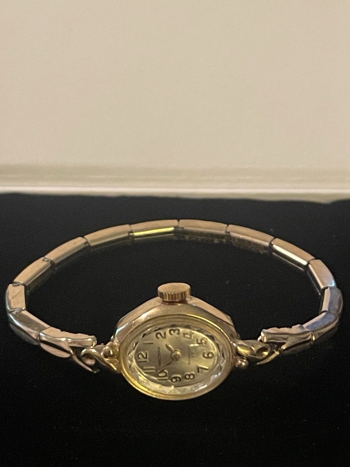 Vintage Waltham Incabloc 17 Jewel Swiss Ladies Cocktail Watch Gold Tone Man Wind