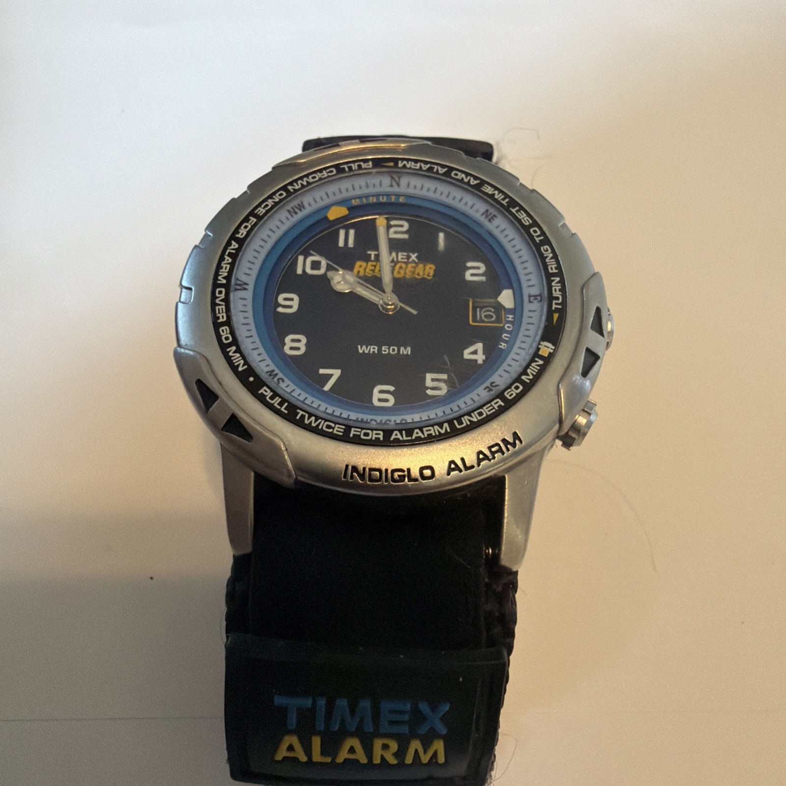 Vtg TIMEX Men Reef Gear Indiglo Alarm Analog Blue Dial Date Quartz Watch WR 50M