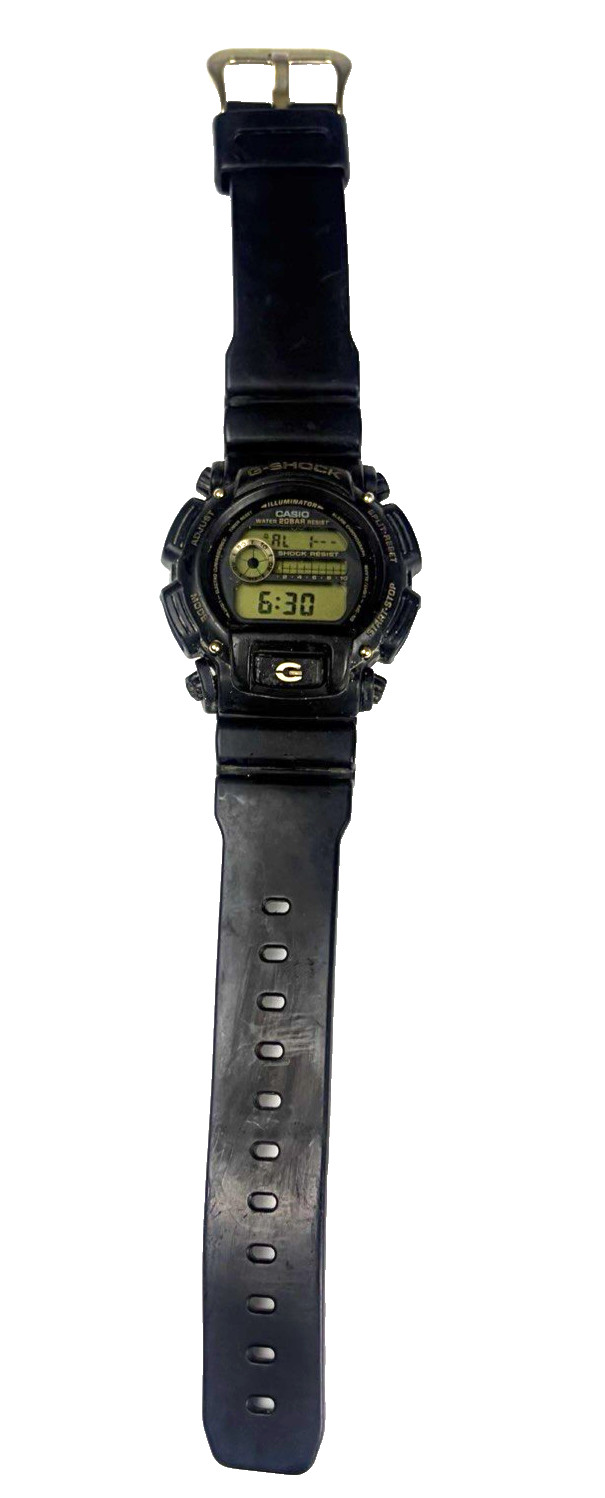 Casio G-Shock DW9052GBX Digital Black & Gold Men’s Watch Works (Missing Button)