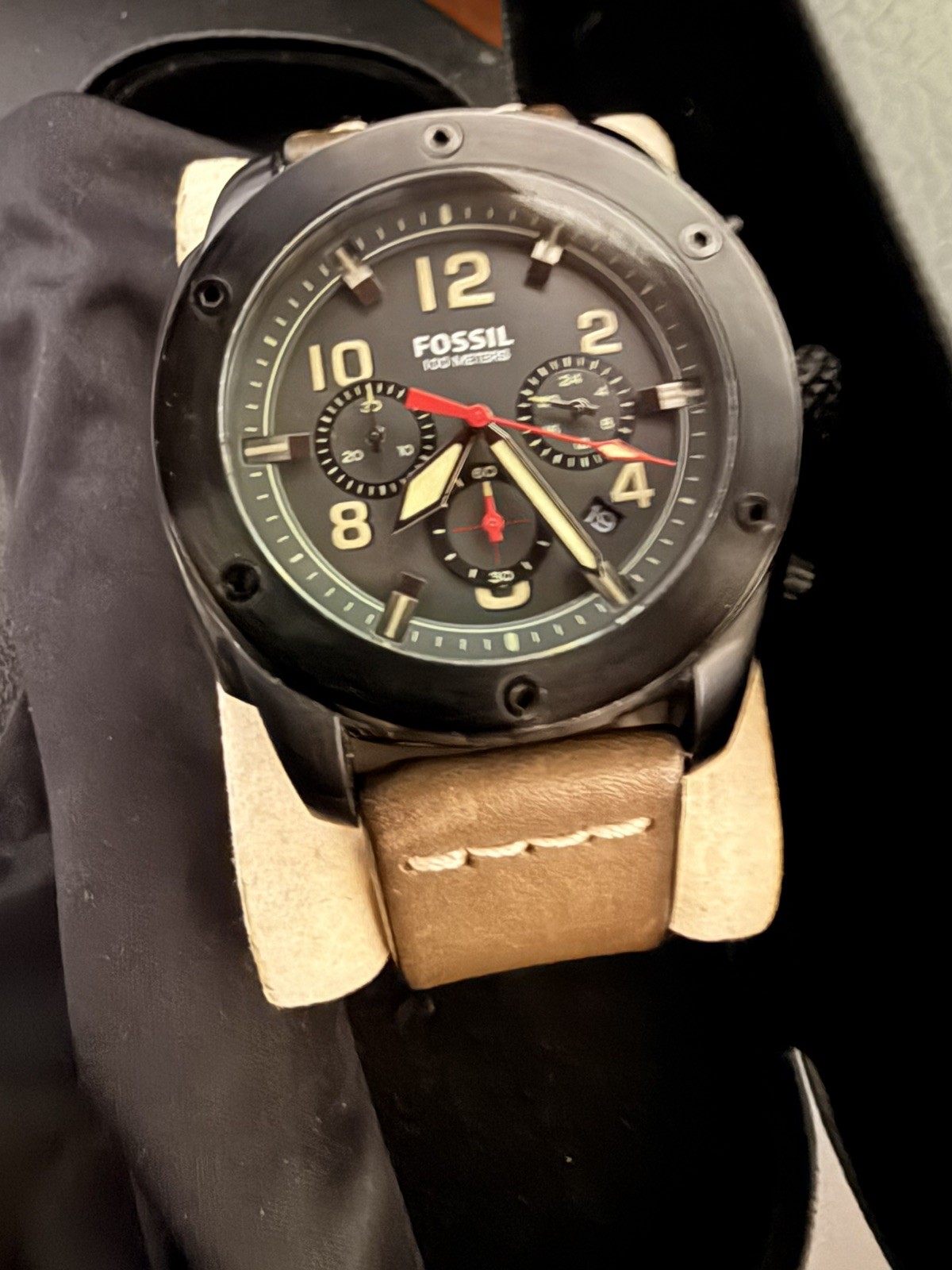 Fossil machine chronograph watch Men’s grey dial black case green leather FS5000