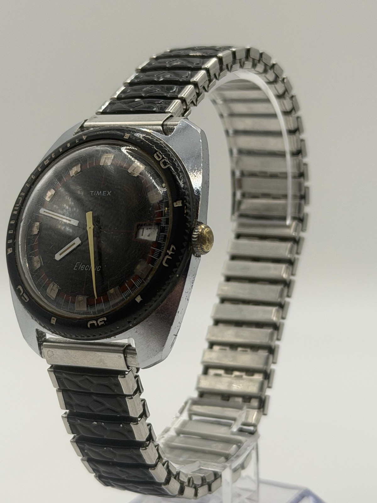 Vintage Timex Electric 36mm Men’s Watch – Running – Classic Mid-Century