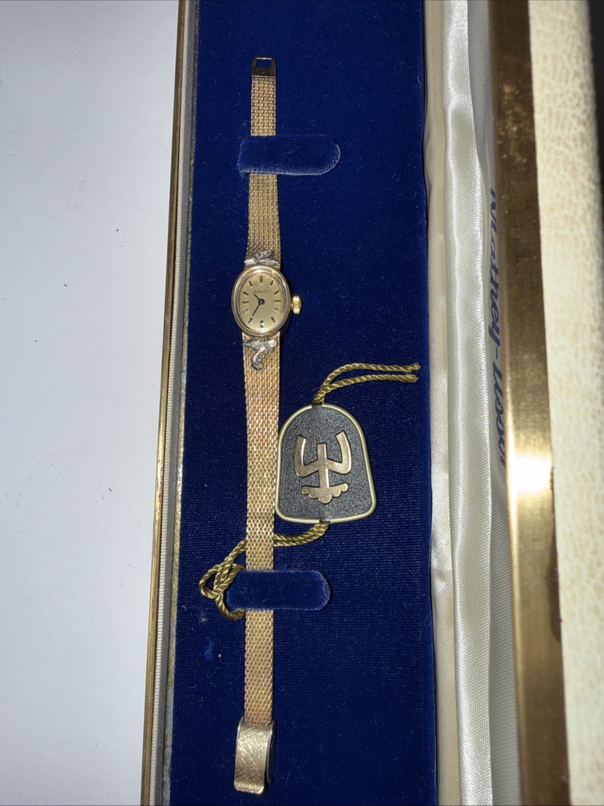 Mathey Tissot Women’s Wristwatch Fashion Jewelry Vintage Classic Stylish