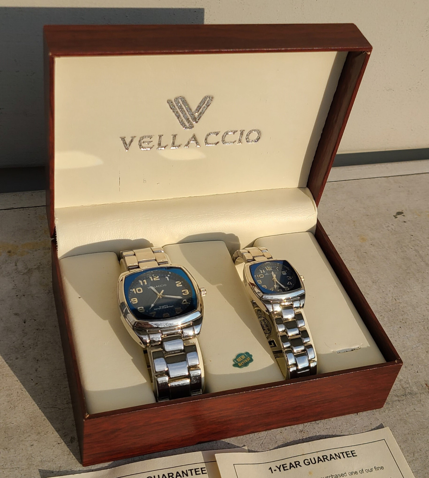 Vellaccio His & Hers Watch Set Silver Color Bands Blue Face in Original Case