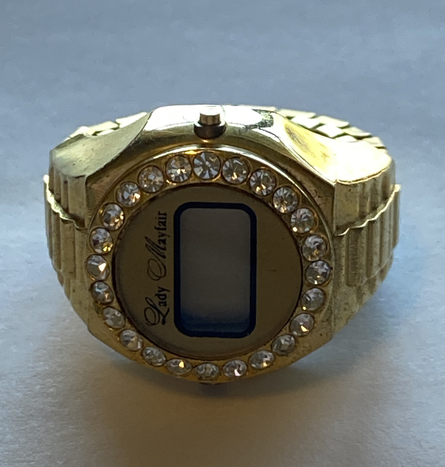 Lady Mayfair Digital LCD Ring Watch Expansion Band Sparkling Gold Toned UNTESTED