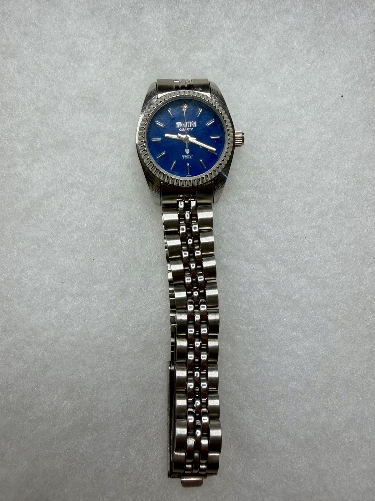 Croton Manhattan Quartz Wristwatch Blue Dial Stainless Steel Bracelet Fluted