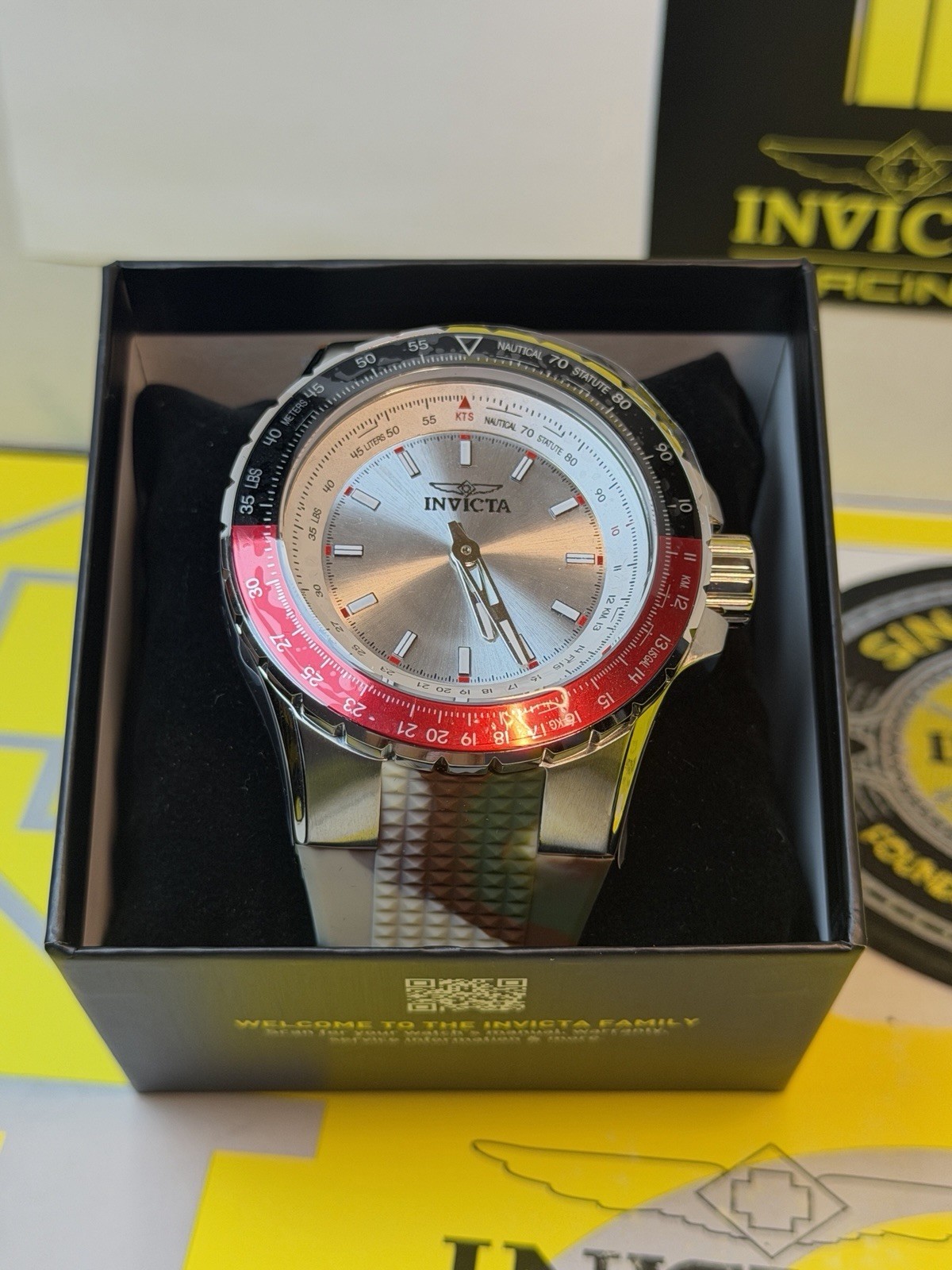 Invicta Aviator Men’s 50mm Red/Black / Silver Dial, Revival Watch Camo Band!